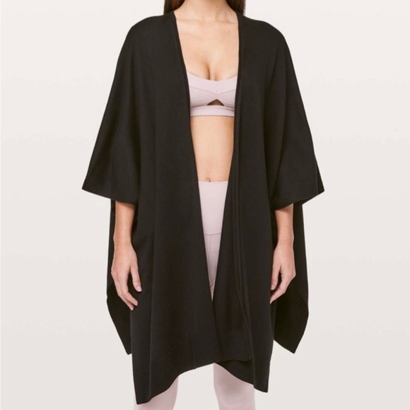 LuLu Free to Coast Wrap - Picture 3 of 6